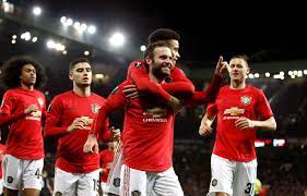 Signeringshendelsen mellom Manchester United og Manchester City i sommer